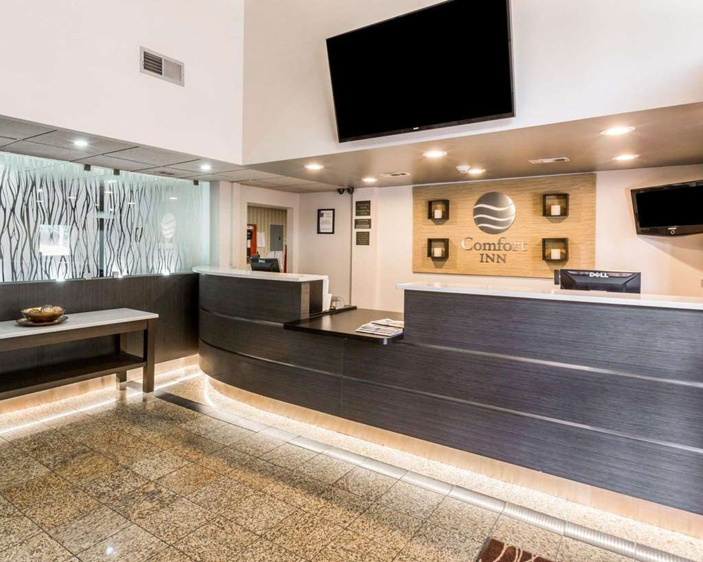 Comfort Inn Sandy Springs - Perimeter Interior photo